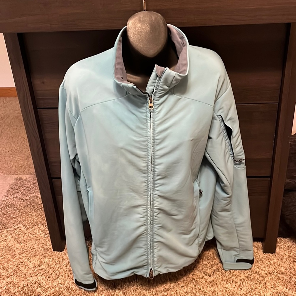 Womens mountain hardwear jacket